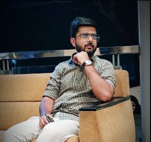 Vivek Waske- Bloggingbees